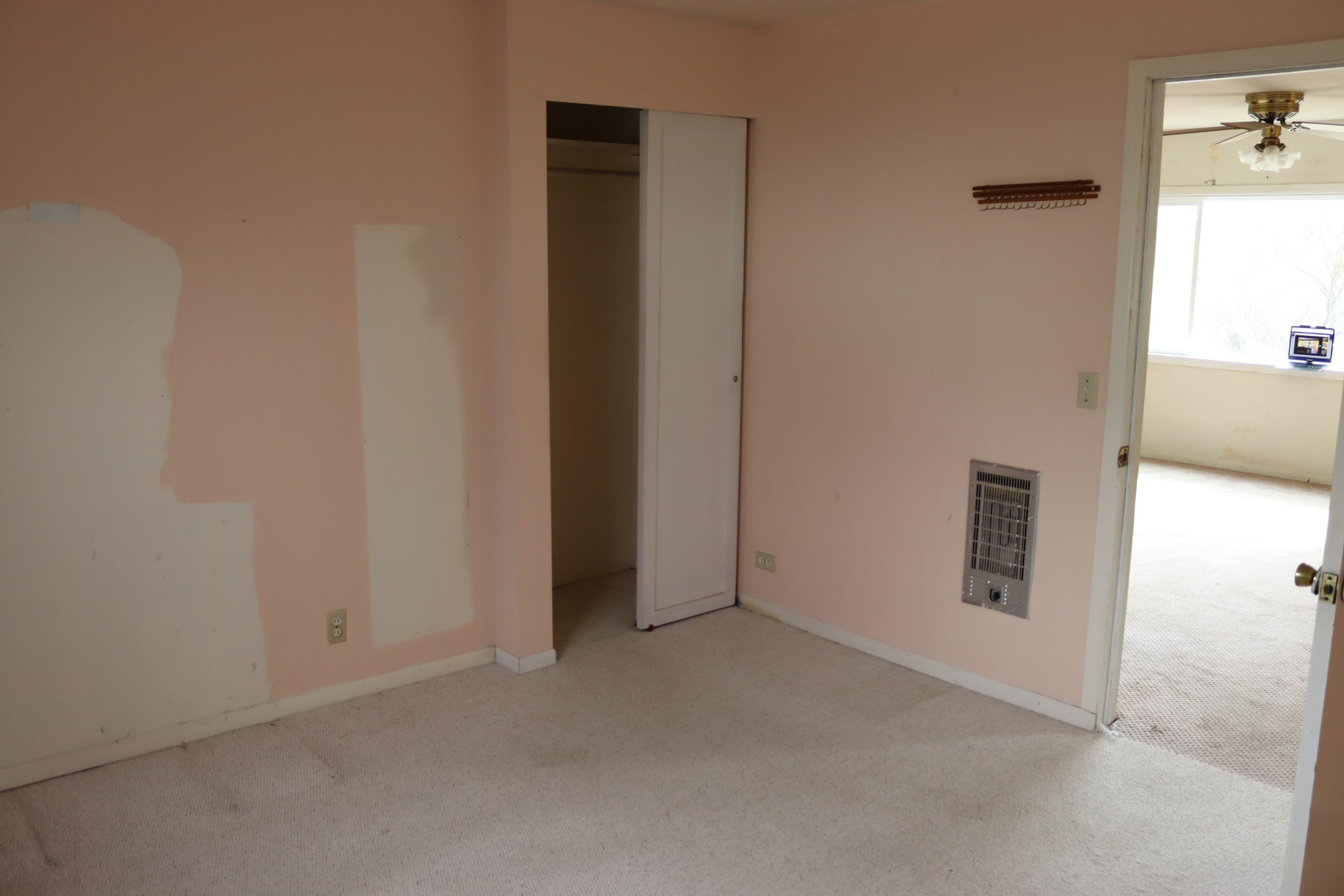 210 North E Foster Street Creston, WA 99117 - Photo 12 of 19