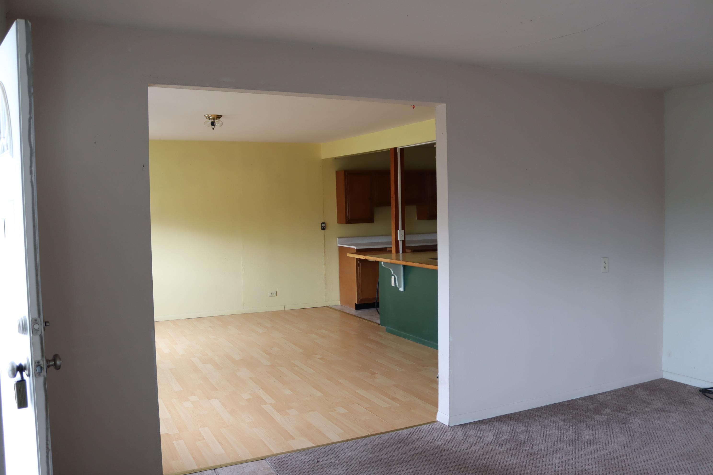 210 North E Foster Street Creston, WA 99117 - Photo 7 of 19