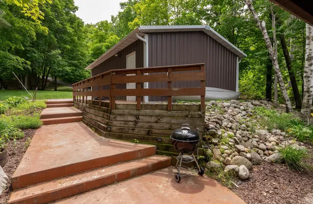 $565,000 | 30883 Fishtrap Lake Drive, Cushing, MN 56443