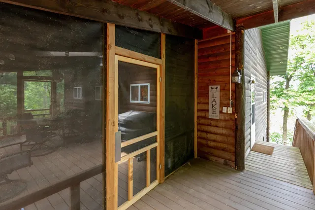 $565,000 | 30883 Fishtrap Lake Drive, Cushing, MN 56443