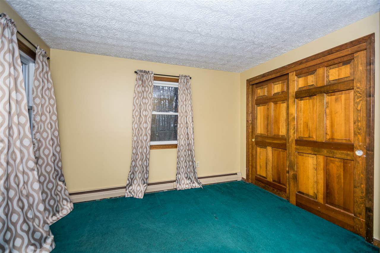 14 Robin Hood Road Windham, NH 03087 - Photo 22 of 31