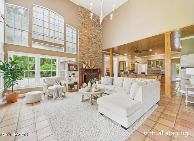 $600,000 | 363 Mayo Boulevard, Sunset, LA 70584