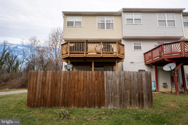 $400,000 | 6518 Joe Klutsch Drive, Temple Hills, MD 20748