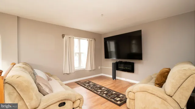 $400,000 | 6518 Joe Klutsch Drive, Temple Hills, MD 20748