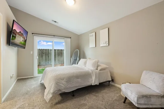 $474,950 | 1084 La Mesa Street, Escalon, CA 95320