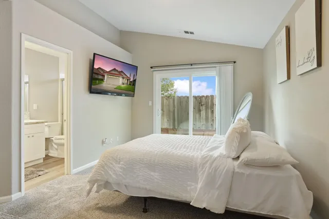 $474,950 | 1084 La Mesa Street, Escalon, CA 95320