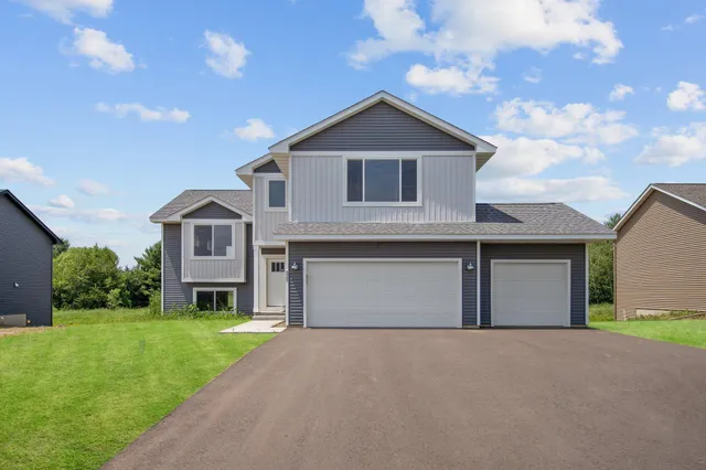$409,900 | 325 Aspen Drive, Somerset, WI 54025