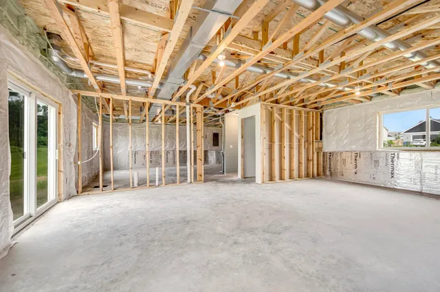 $409,900 | 325 Aspen Drive, Somerset, WI 54025