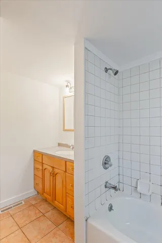 $425,000 | 76 Middle Hancock Road, Peterborough, NH 03458