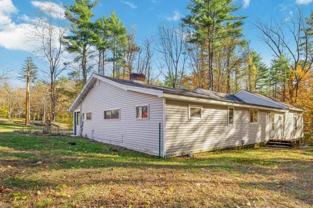 $425,000 | 76 Middle Hancock Road, Peterborough, NH 03458