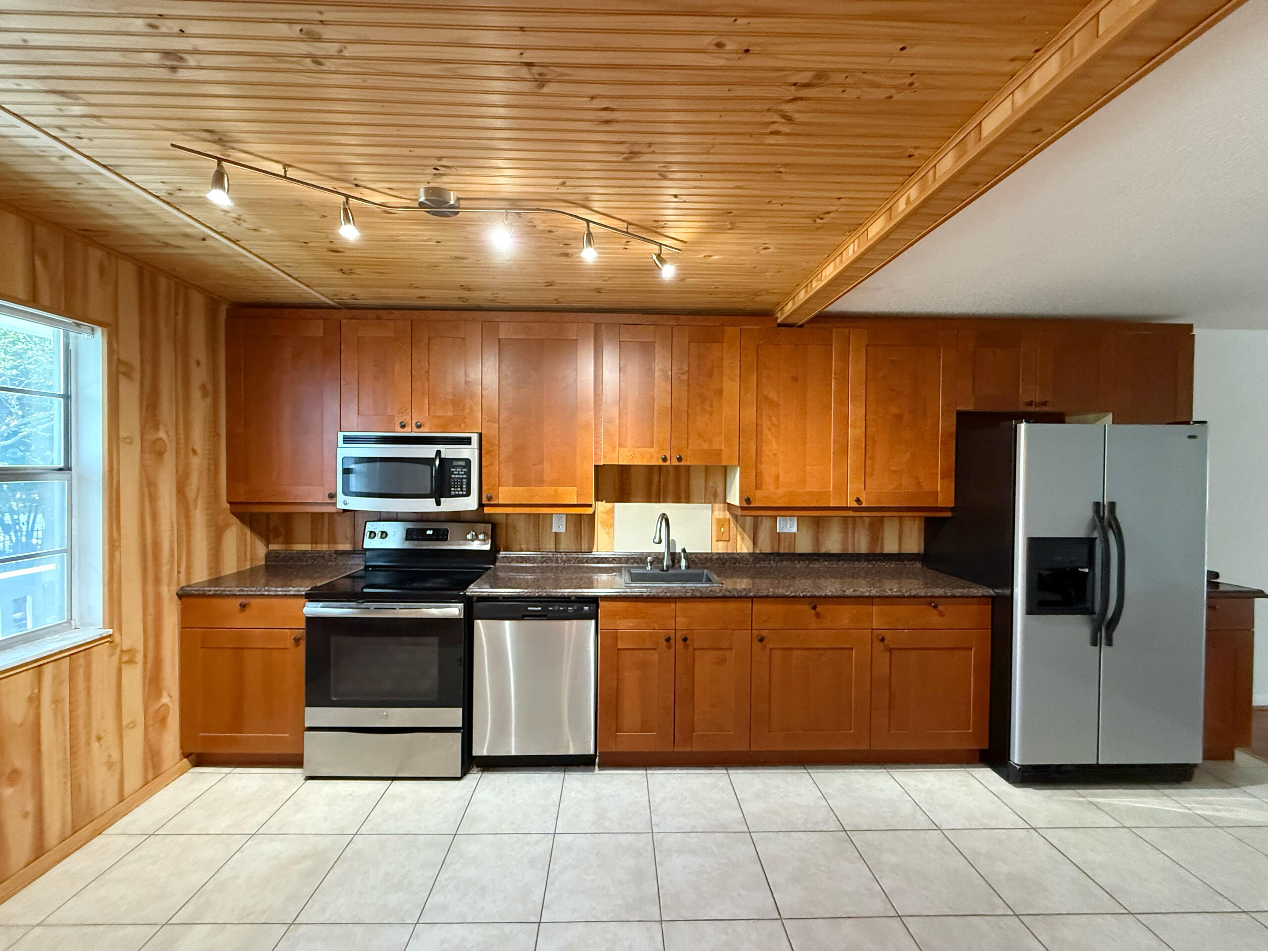 3776 Inverrary Boulevard, Unit 204R Lauderhill, FL 33319 - Photo 1 of 16 setty_125