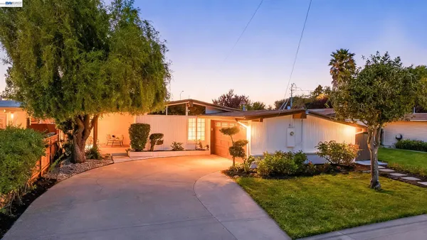 $849,950 | 2571 Ocala Street, Hayward, CA 94545
