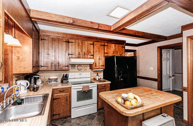 $299,000 | 108 Buckingham Court, Rocky Mount, NC 27803