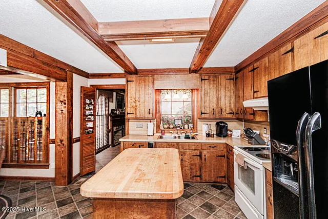 $299,000 | 108 Buckingham Court, Rocky Mount, NC 27803