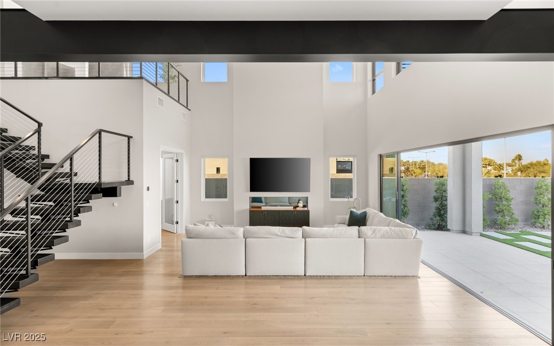 4822 Shady Rdg Drive Las Vegas, NV 89135 - Photo 4 of 44