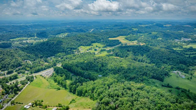 $299,000 | 2069 Hwy 11w Bristol Tn 37620, Unit 2, Bristol, TN 37620