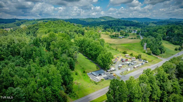 $299,000 | 2069 Hwy 11w Bristol Tn 37620, Unit 2, Bristol, TN 37620