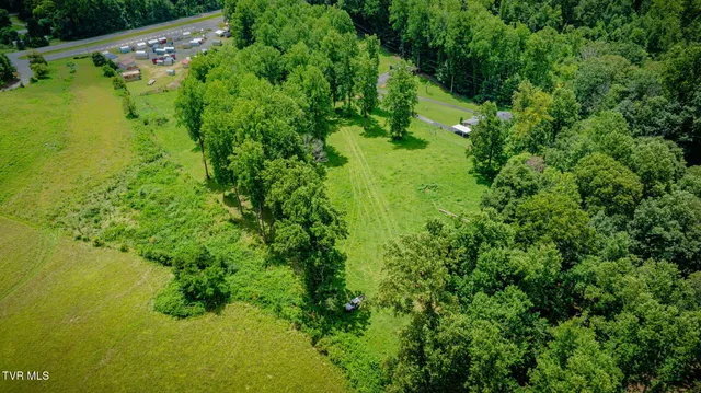 $299,000 | 2069 Hwy 11w Bristol Tn 37620, Unit 2, Bristol, TN 37620