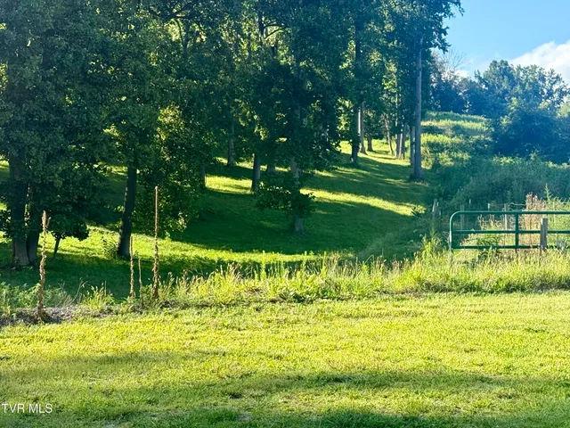 $299,000 | 2069 Hwy 11w Bristol Tn 37620, Unit 2, Bristol, TN 37620