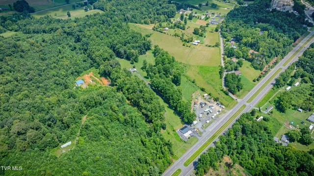 $299,000 | 2069 Hwy 11w Bristol Tn 37620, Unit 2, Bristol, TN 37620