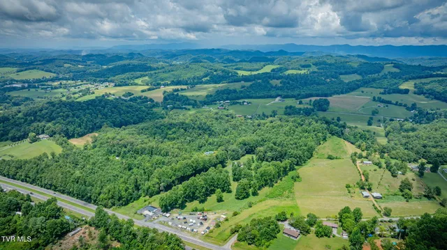 $299,000 | 2069 Hwy 11w Bristol Tn 37620, Unit 2, Bristol, TN 37620