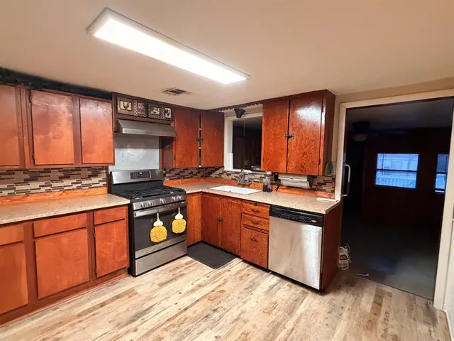 $220,000 | 5712 Calloway Street, Sansom Park, TX 76114