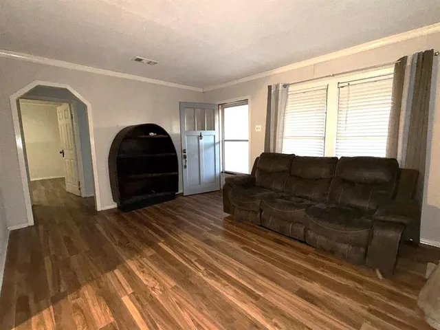 $220,000 | 5712 Calloway Street, Sansom Park, TX 76114