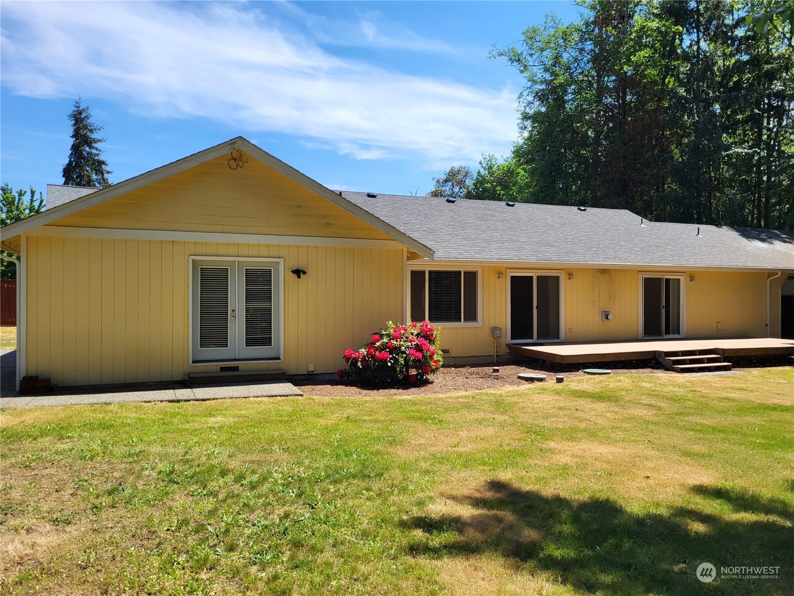 3882 Harris Road Southeast Port Orchard, WA 98366 - Photo 2 of 22 Gallery Image 2
