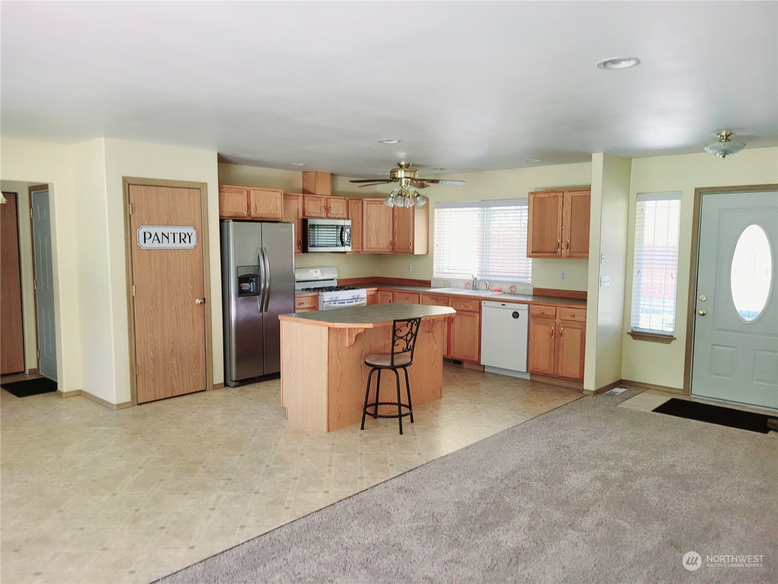 3882 Harris Road Southeast Port Orchard, WA 98366 - Photo 8 of 22 Gallery Image 8