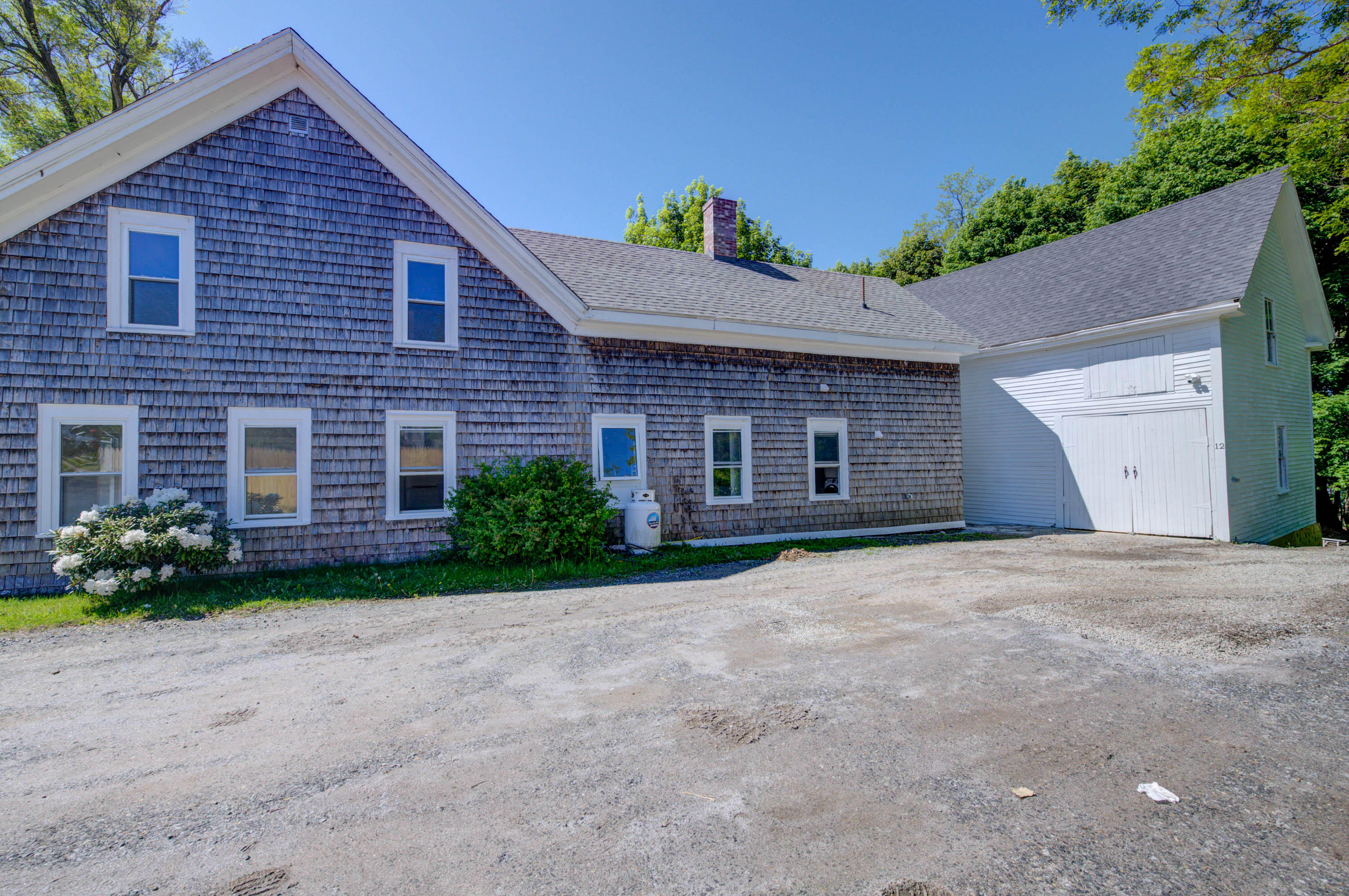 12 Middle Road Woolwich, ME 04579 - Photo 2 of 27 pic-2