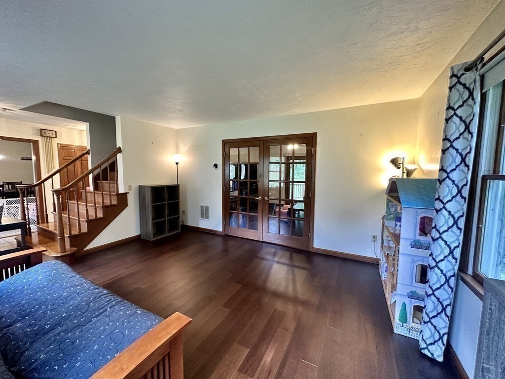 137 Dudley Road Oxford, MA 01540 - Photo 17 of 42 Gallery Image 17