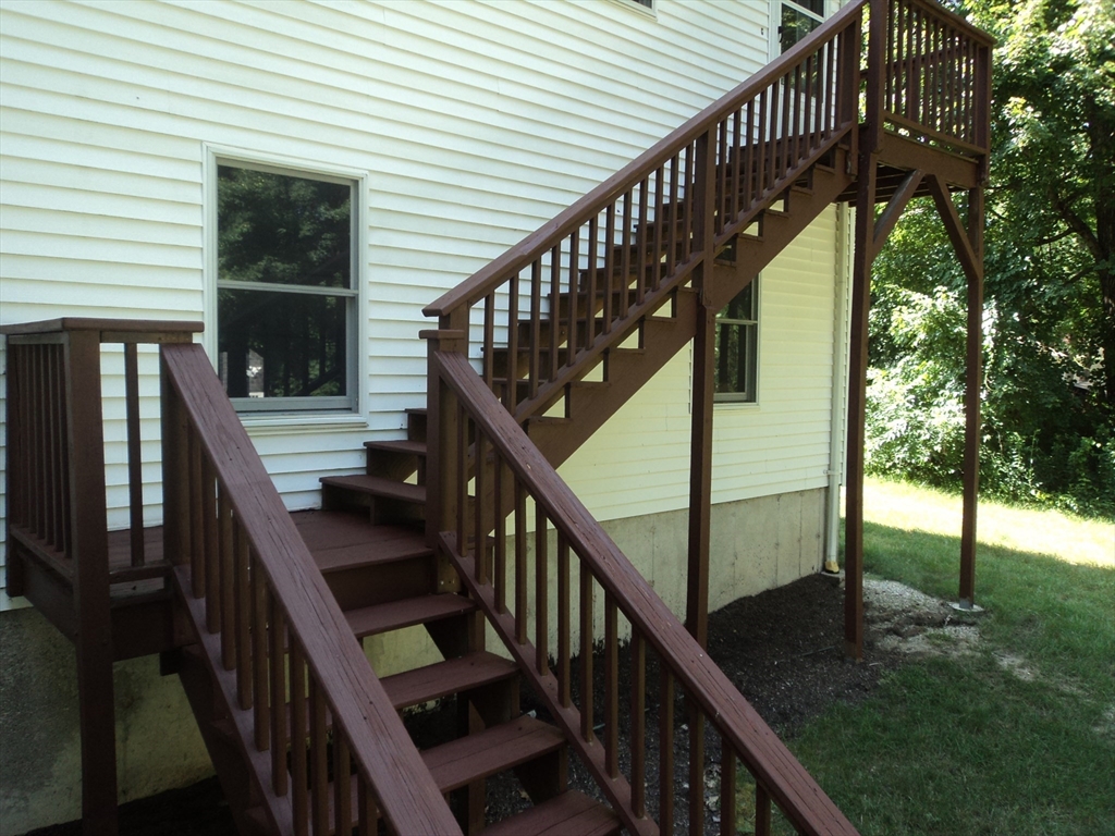 137 Dudley Road Oxford, MA 01540 - Photo 35 of 42 Gallery Image 35