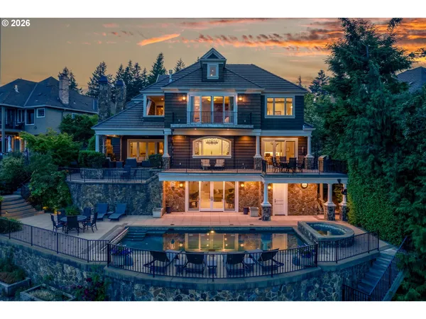 $5,900,000 | 15599 Village Drive, Lake Oswego, OR 97034