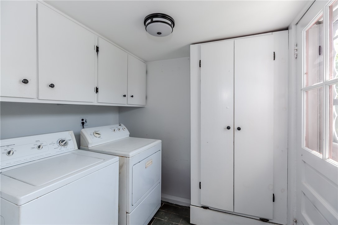 60 Colwell Road Smithfield, RI 02828 - Photo 14 of 40