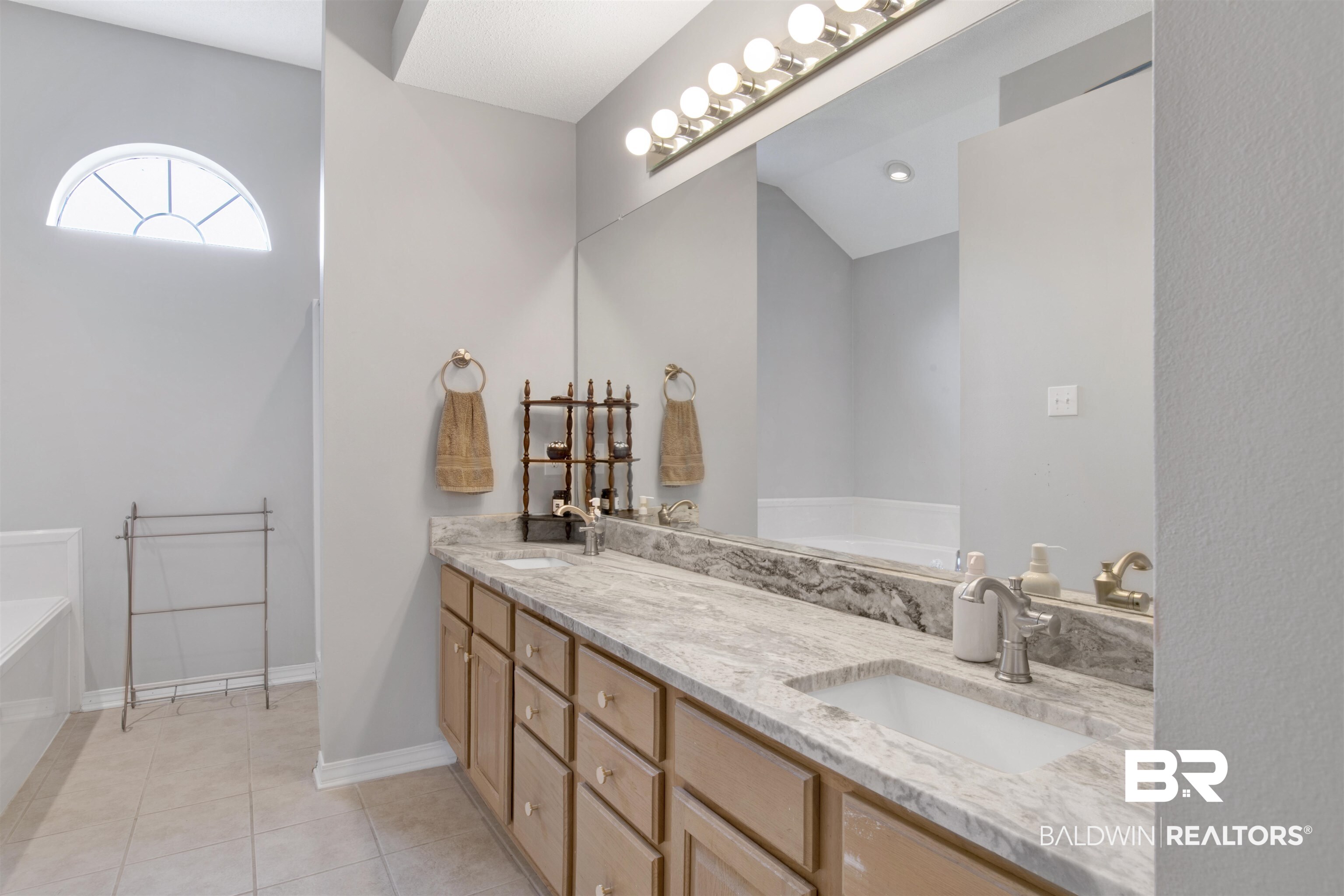 8653 Caballo Court Daphne, AL 36526 - Photo 26 of 37