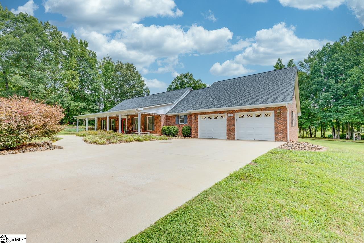 116 Ada Beth Drive Pickens, SC 29671 - Photo 2 of 36