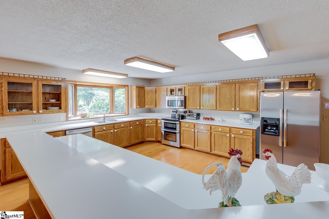 116 Ada Beth Drive Pickens, SC 29671 - Photo 6 of 36