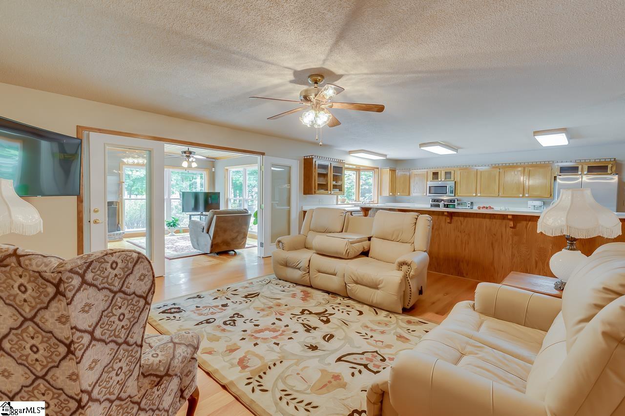 116 Ada Beth Drive Pickens, SC 29671 - Photo 9 of 36
