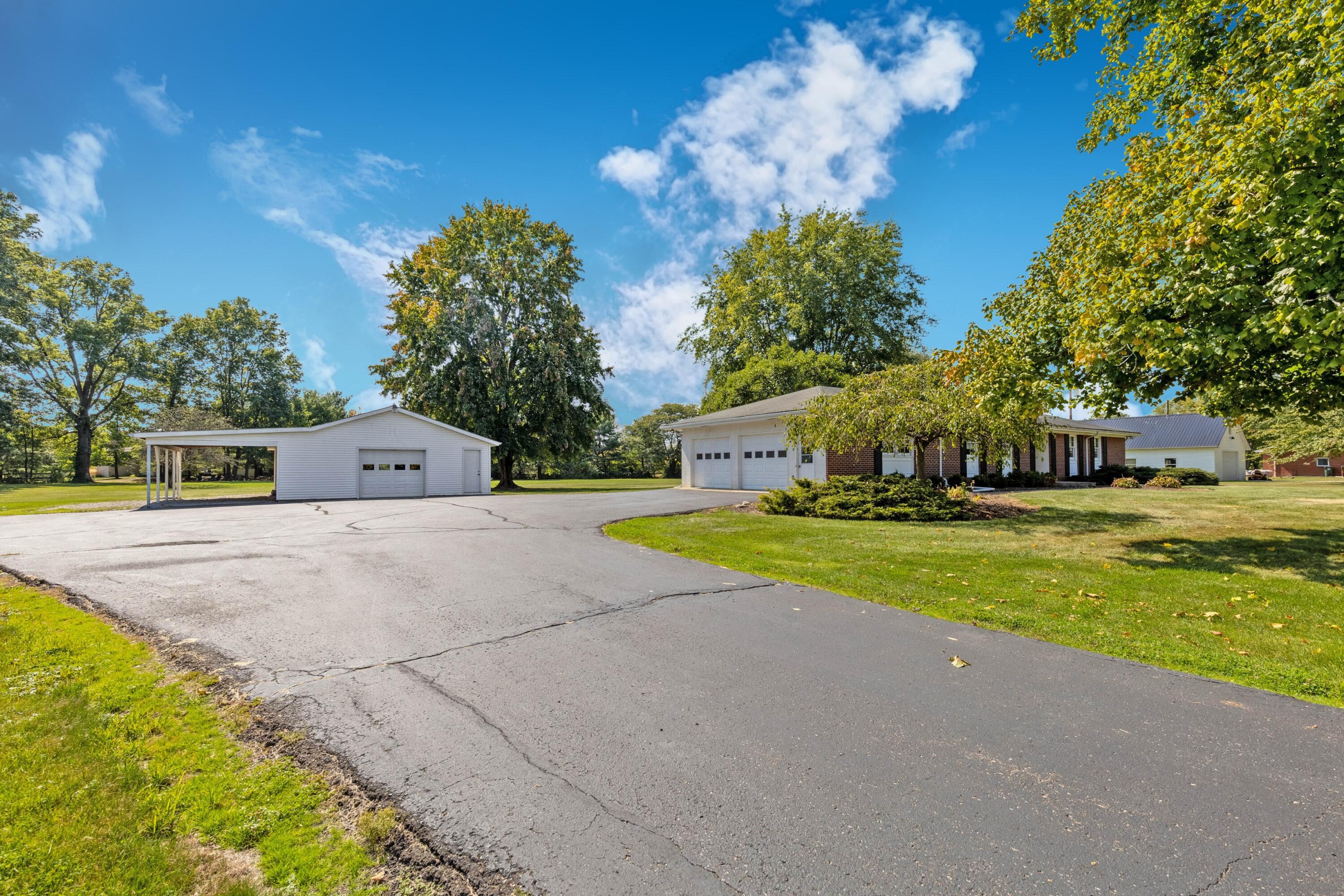 5764 Cheshire Road Galena, OH 43021 - Photo 51 of 59 51. Driveway