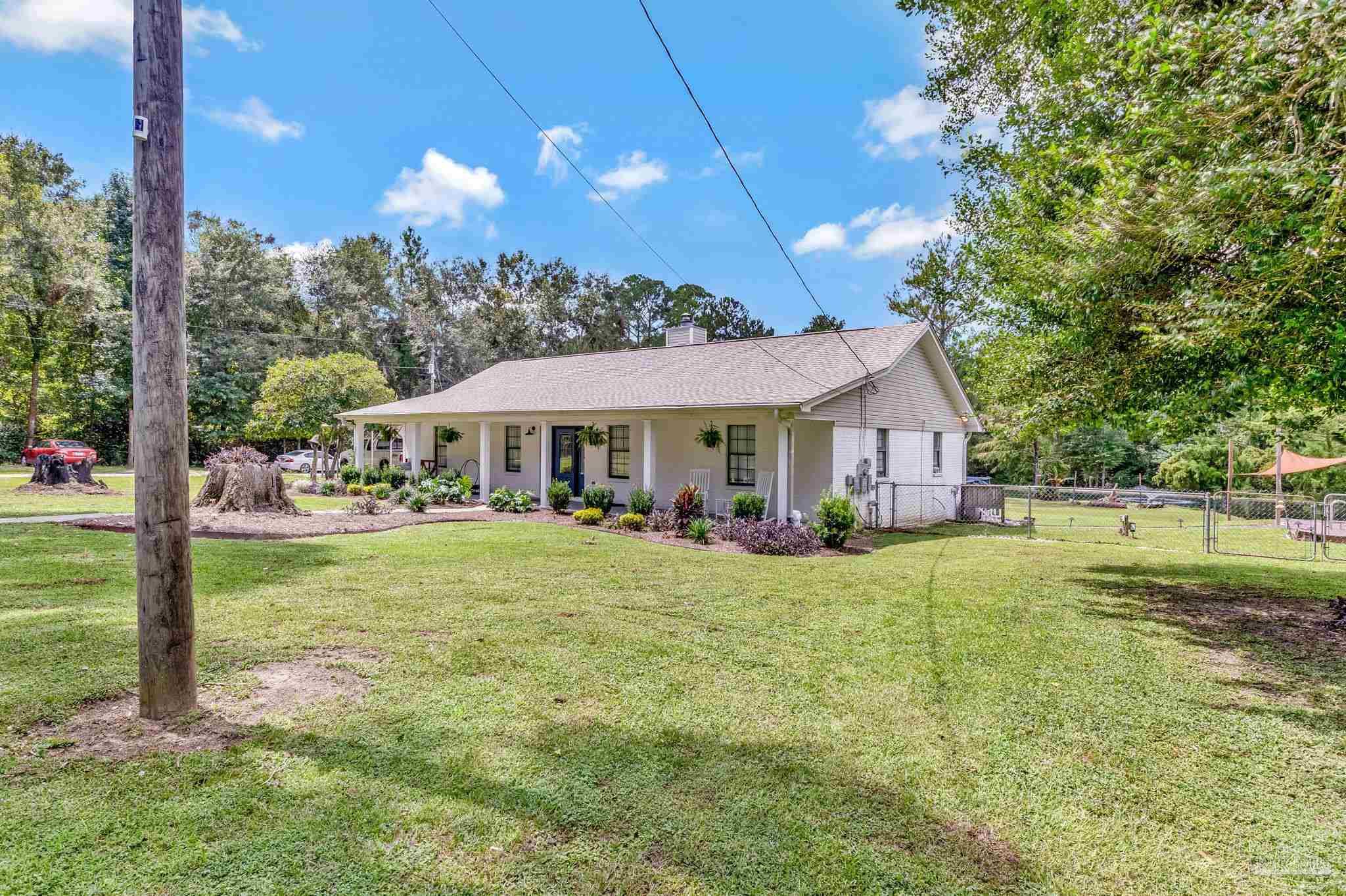 1913 Filly Road Cantonment, FL 32533 - Photo 6 of 52 Gallery Image 6