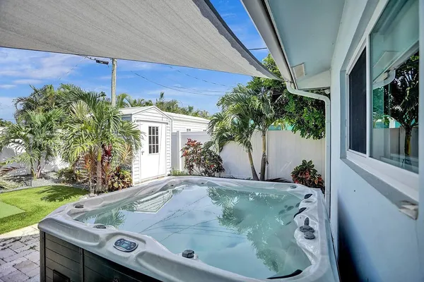 $4,400 | 604 Northeast 25th Avenue, Pompano Beach, FL 33062