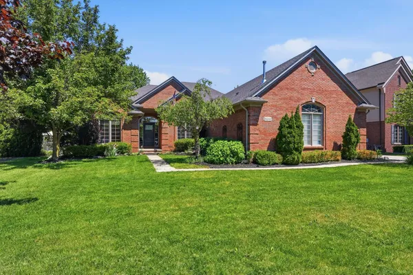 $649,900 | 6241 Parliament, Washington, MI 48095