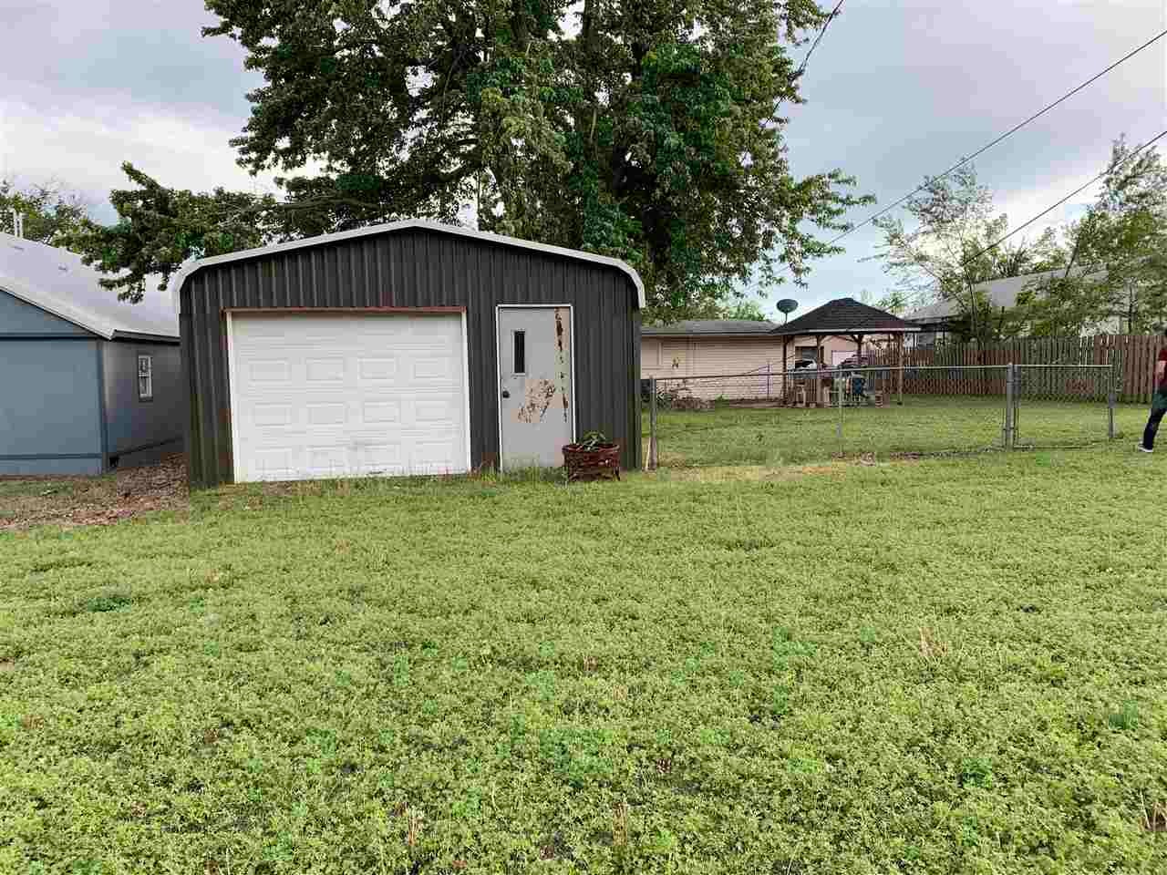 505 Maple Street Perry, OK 73077 - Photo 32 of 33 Gallery Image 32