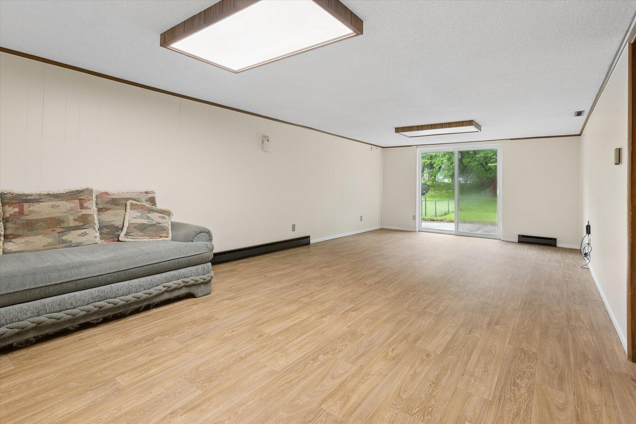 1359 West Glenlord Road St. Joseph, MI 49085 - Photo 10 of 15 10-22