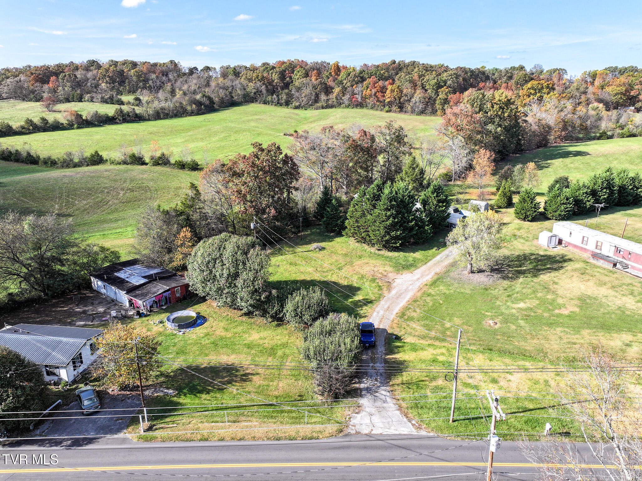 354 Debusk Road Greeneville, TN 37743 - Photo 45 of 49 DJI_20241103060300_0035_D