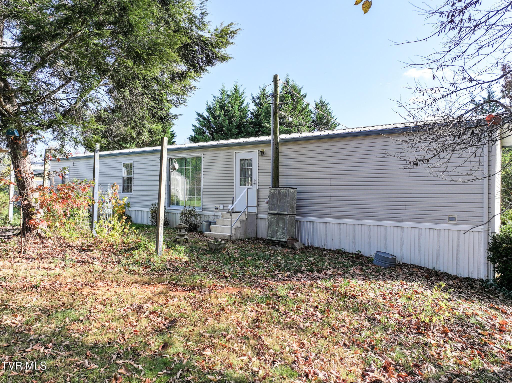 354 Debusk Road Greeneville, TN 37743 - Photo 48 of 49 DJI_20241103060911_0053_D