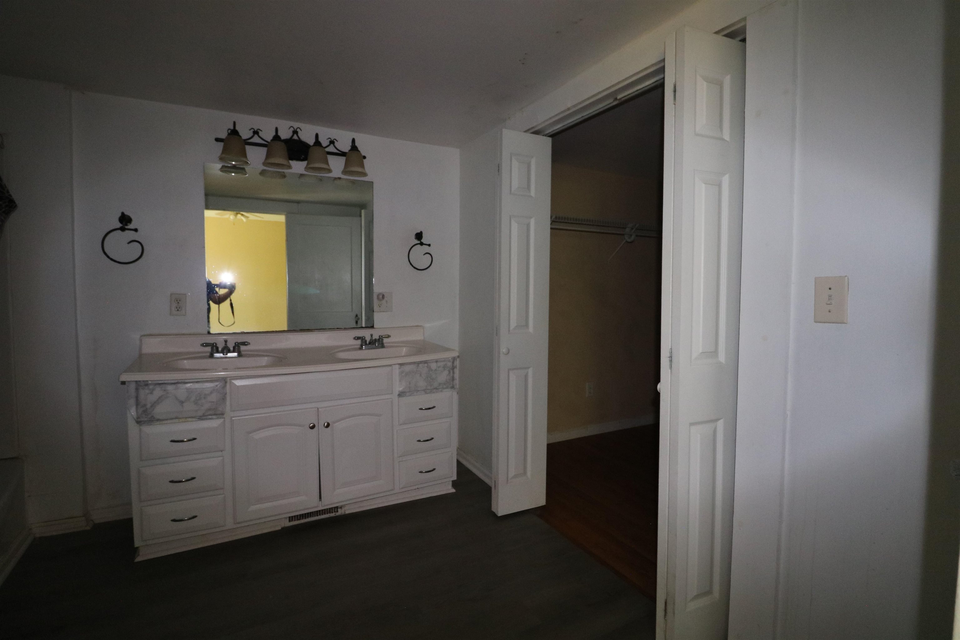 302 South Main Street Lake View, SC 29563 - Photo 14 of 27
