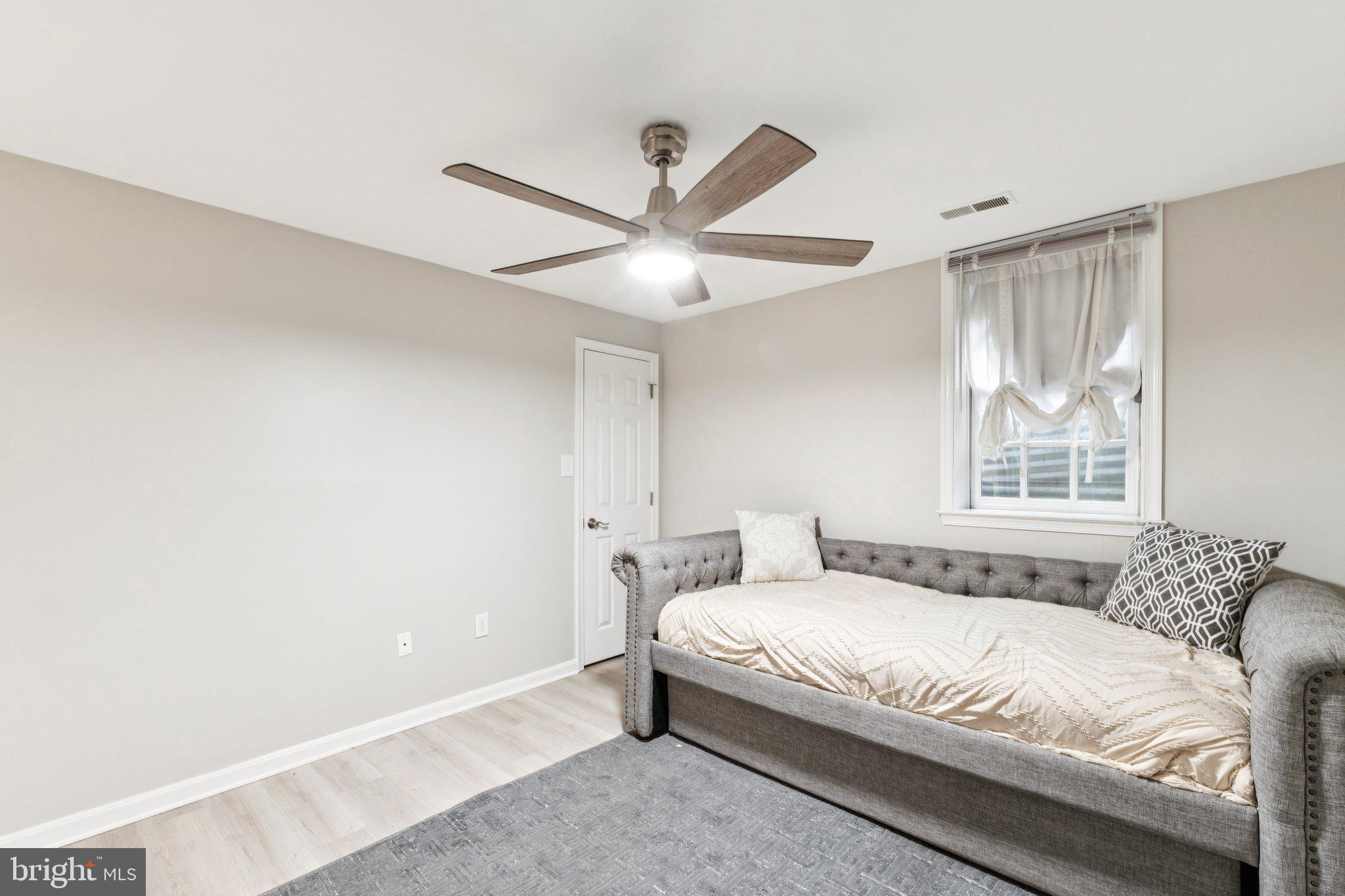 331 Kent Square Road Gaithersburg, MD 20878 - Photo 33 of 40 Gallery Image 33