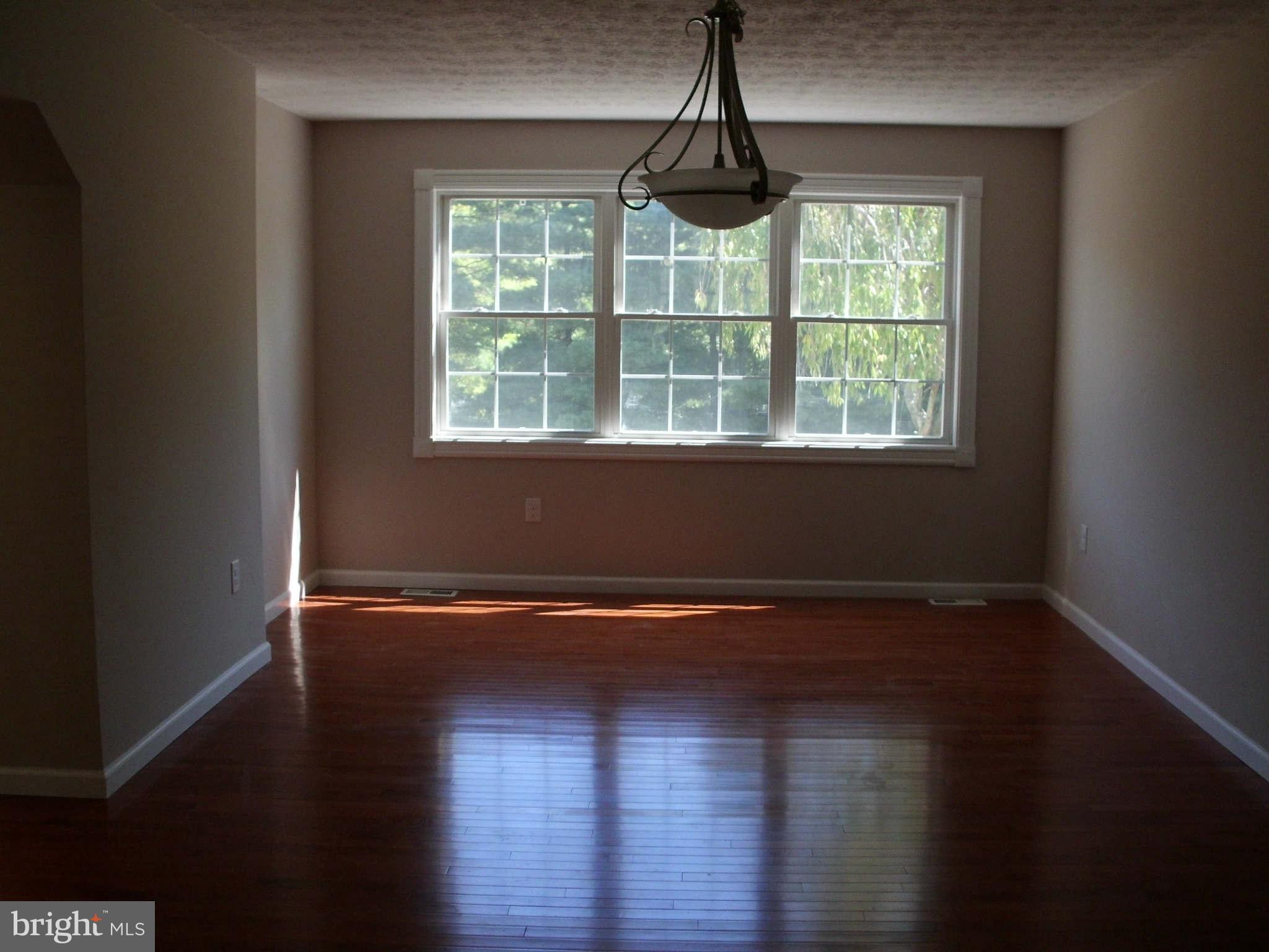 23 Carter Road Rising Sun, MD 21911 - Photo 7 of 17 Dining Room