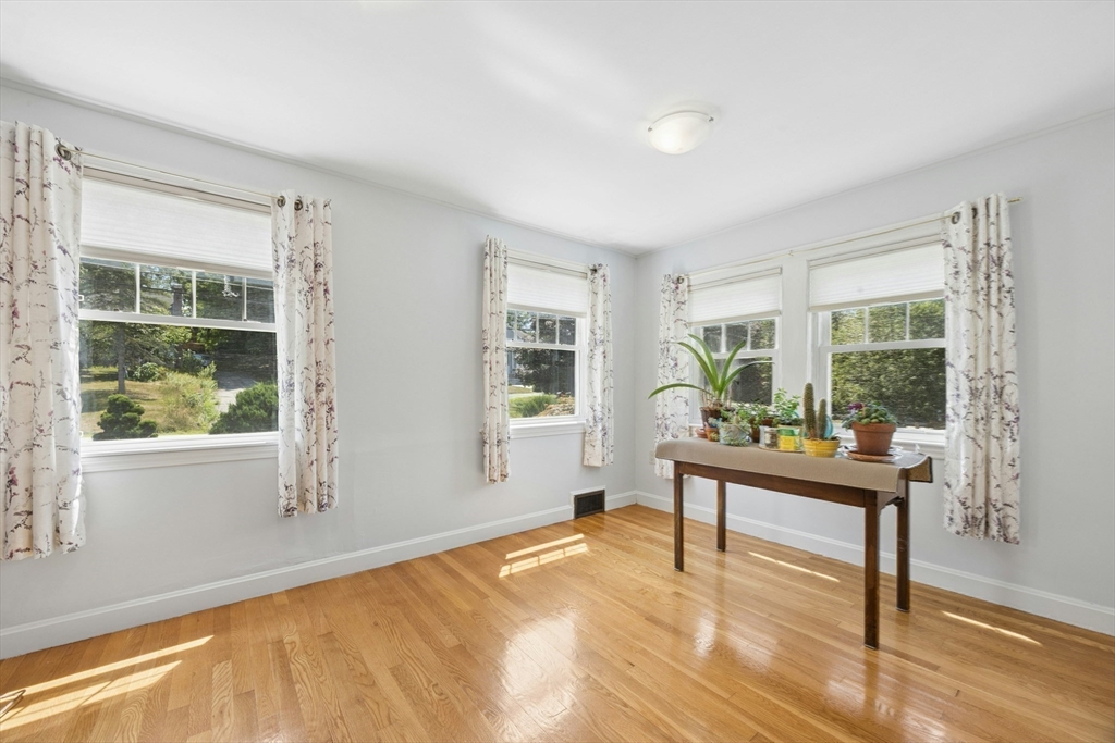 18 Proctor Road Chelmsford, MA 01824 - Photo 14 of 37 Gallery Image 14
